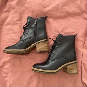 Timberland heeled boots
